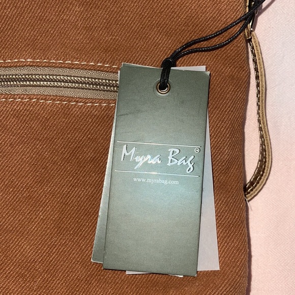 Myra Bag Cliquey Small & Crossbody Bag - Picture 8 of 9
